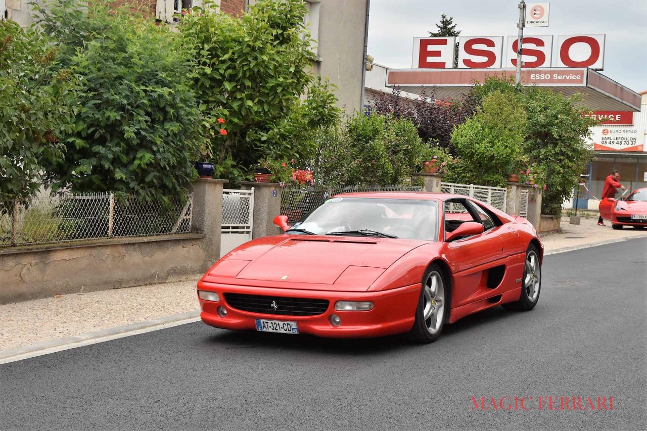 FERRARI 355