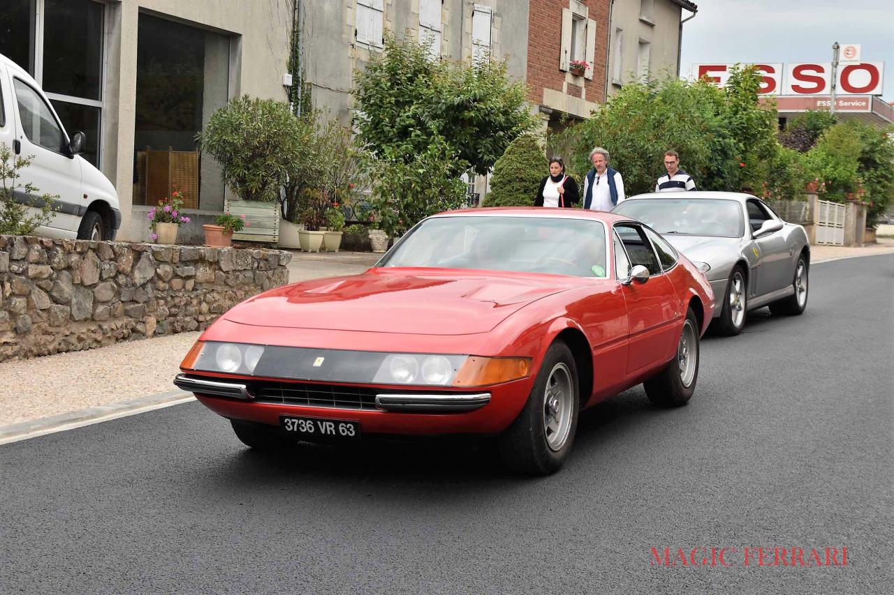 FERRARI 365 Daytona