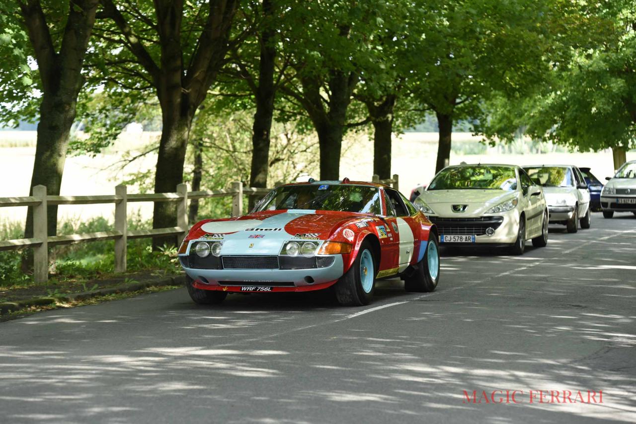 FERRARI 365 GTB 4  1972     #15681