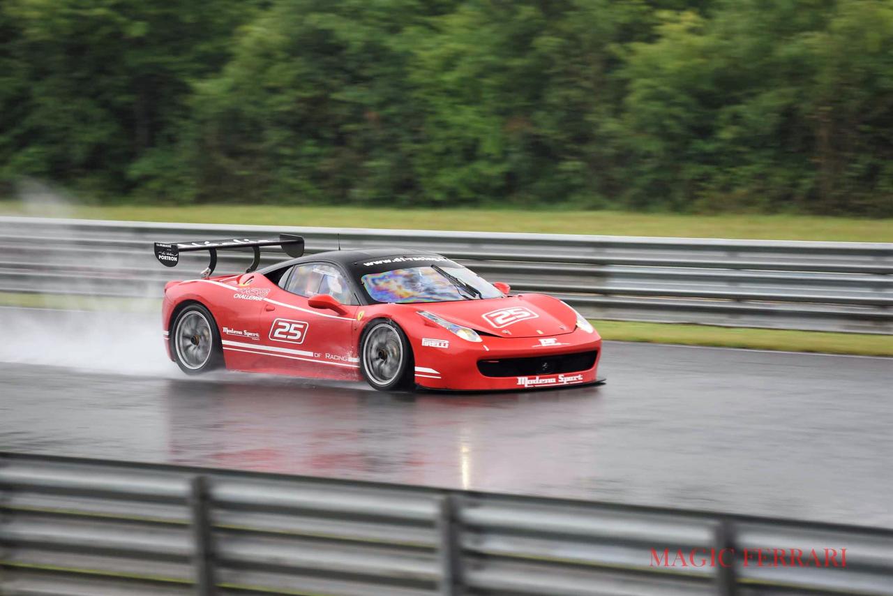 FERRARI 458Challenge