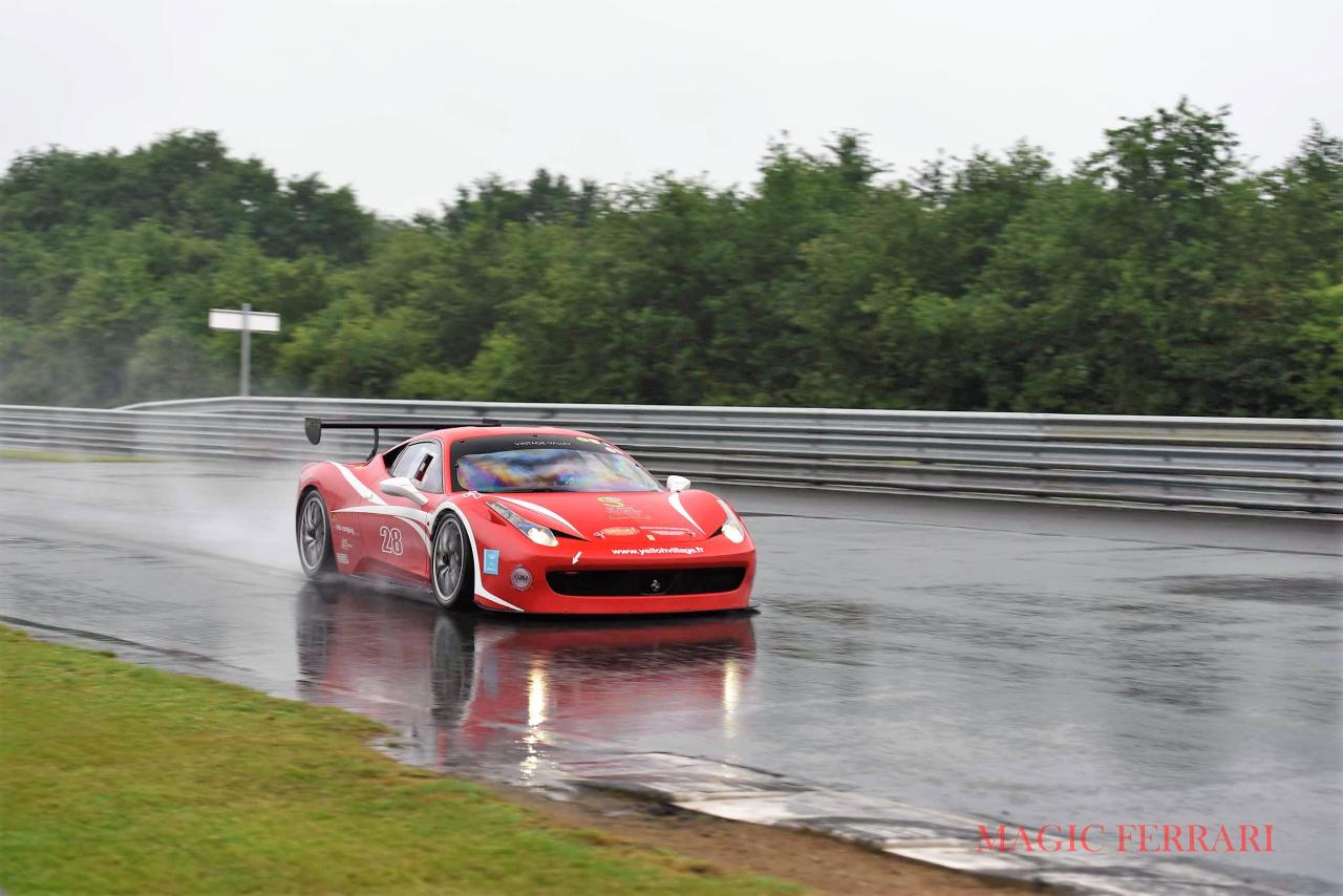 FERRARI 458Challenge