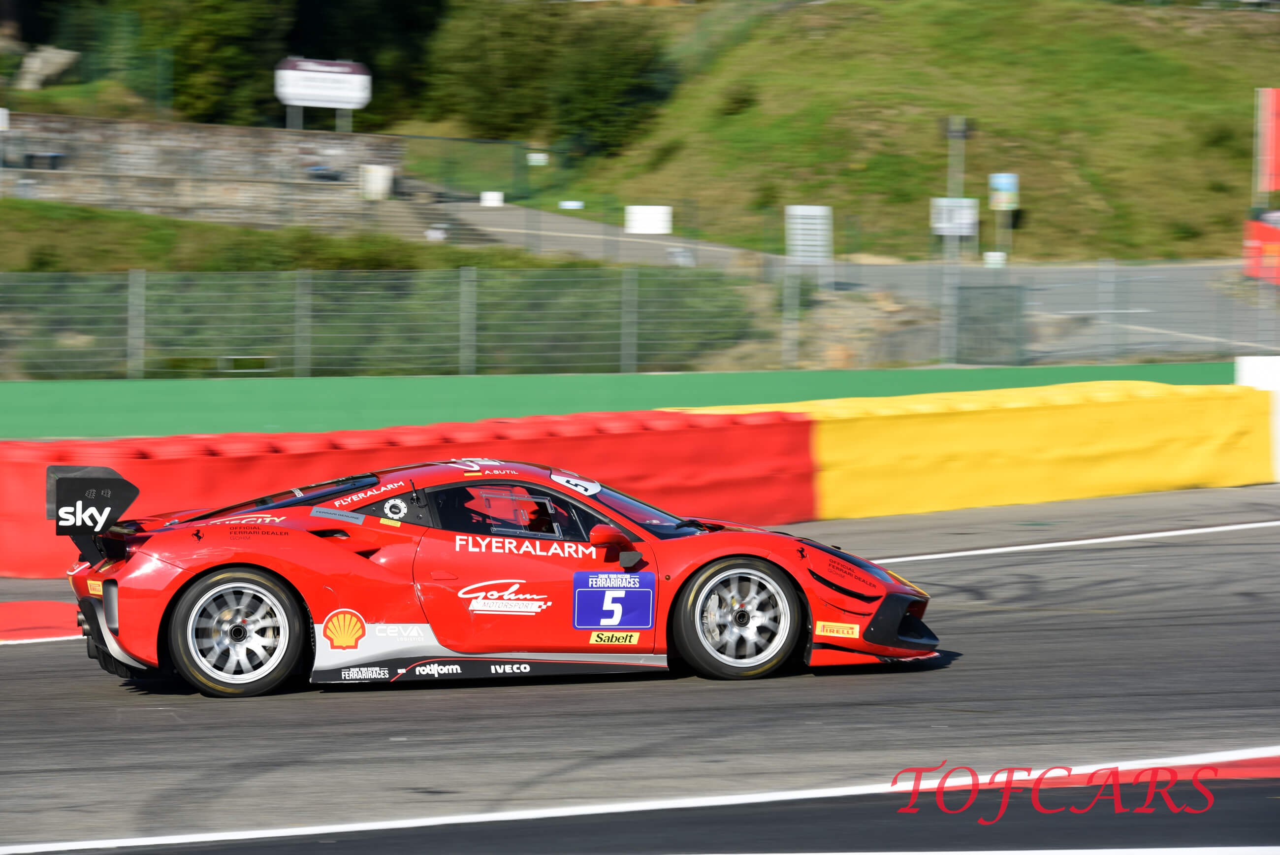Ferrari 488 challenge 54