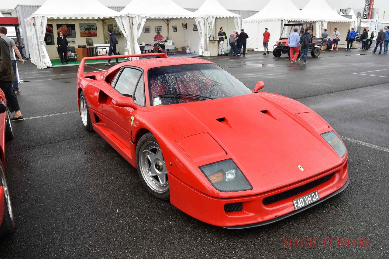 FERRARI F40